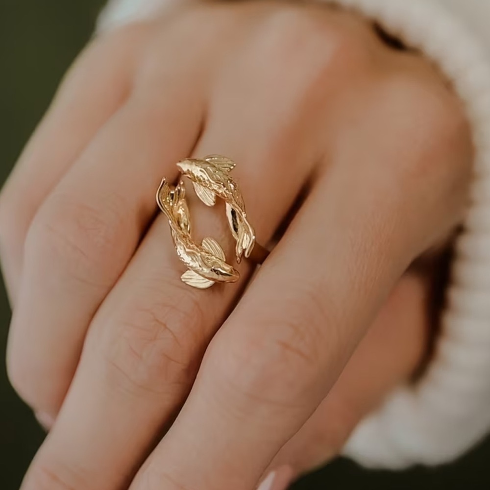 NEW Elegant Lucky Fish Ring 🐟 (A0-11)